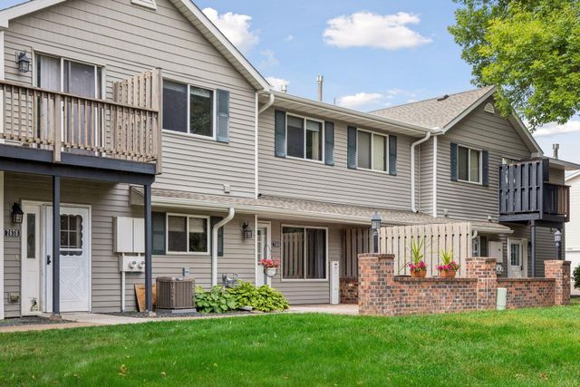 7680 13th Street N, Oakdale, MN 55128