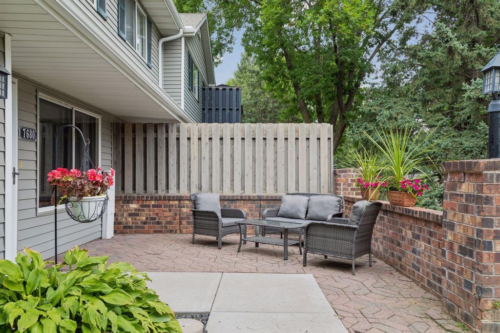 7680 13th Street N, Oakdale, MN 55128 — photo 3