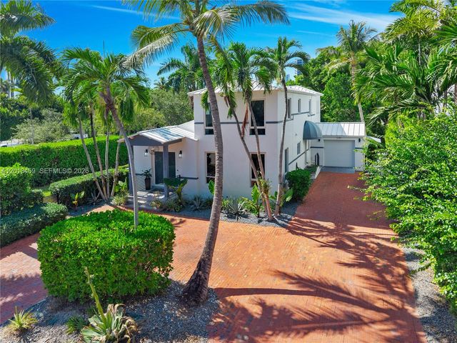 1281 S Venetian Way, Miami, FL 33139