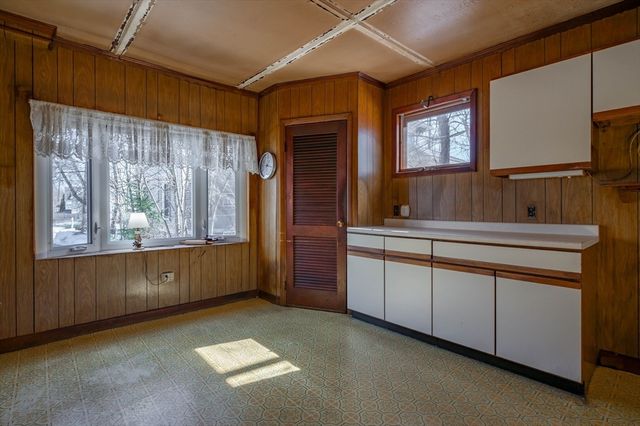 34 Summer St, Saugus, MA 01906