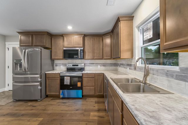 703 N Washington St, El Dorado, KS 67042