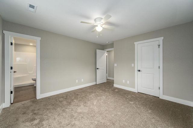 703 N Washington St, El Dorado, KS 67042