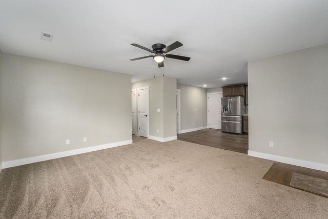 703 N Washington St, El Dorado, KS 67042