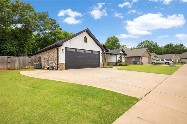 916 Jackie Ray, White House, TX 75791