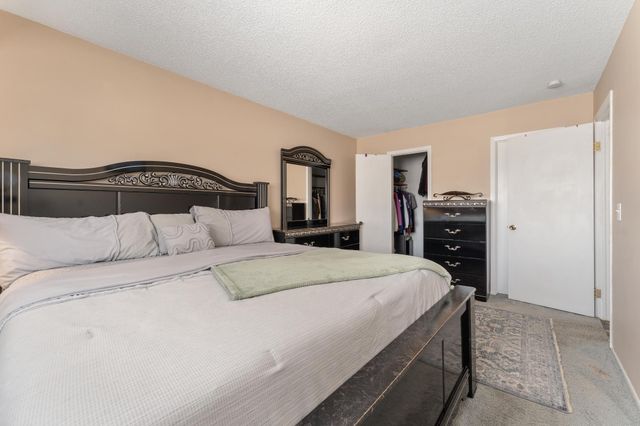 11911 71st Avenue N, Maple Grove, MN 55369