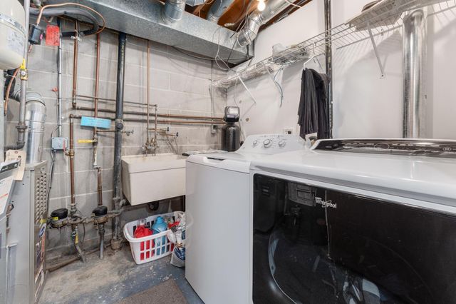 11911 71st Avenue N, Maple Grove, MN 55369