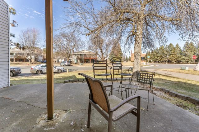 11911 71st Avenue N, Maple Grove, MN 55369