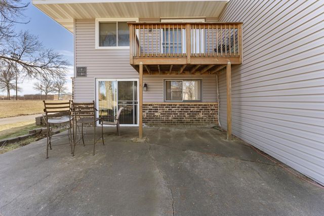 11911 71st Avenue N, Maple Grove, MN 55369