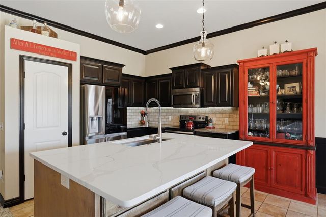 1014 Clingmans Dome Road, Norman, OK 73069