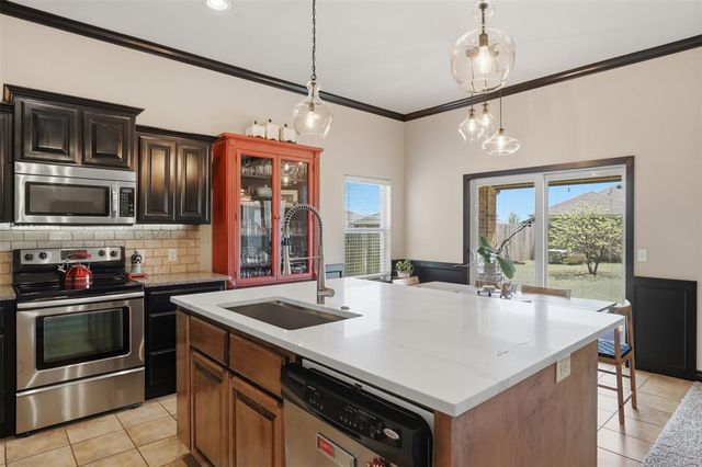 1014 Clingmans Dome Road, Norman, OK 73069