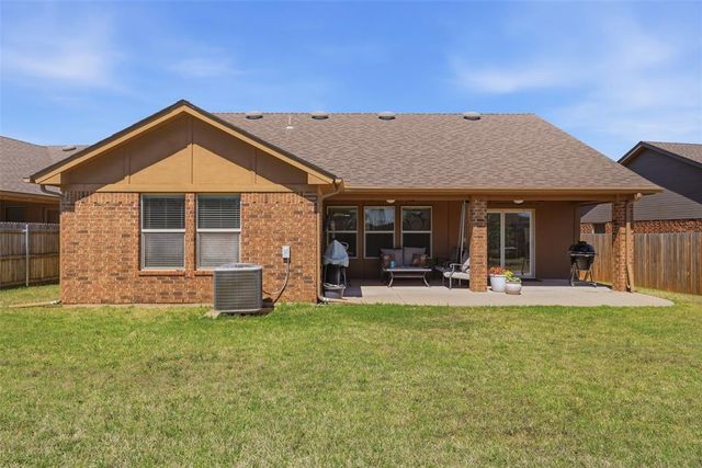 1014 Clingmans Dome Road, Norman, OK 73069