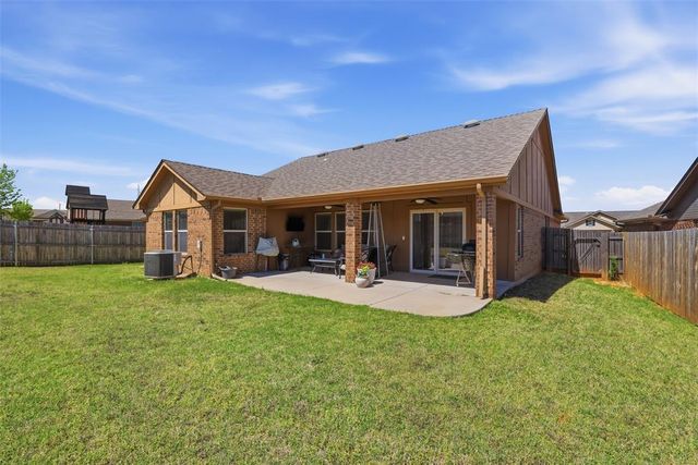 1014 Clingmans Dome Road, Norman, OK 73069