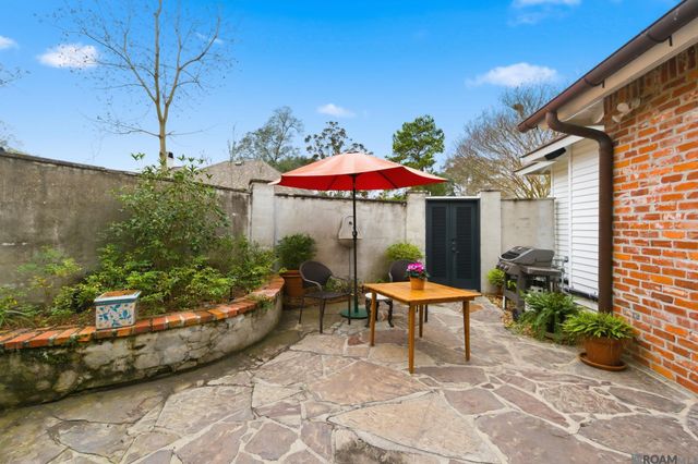 9510 Hunter Ct, Baton Rouge, LA 70809