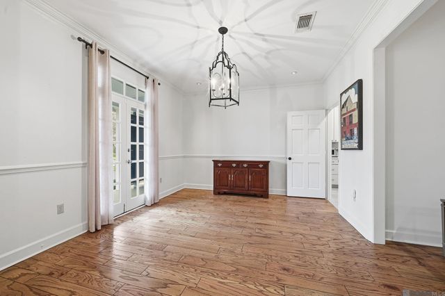 9510 Hunter Ct, Baton Rouge, LA 70809