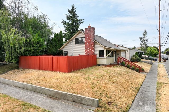 702 N Mullen Street, Tacoma, WA 98406