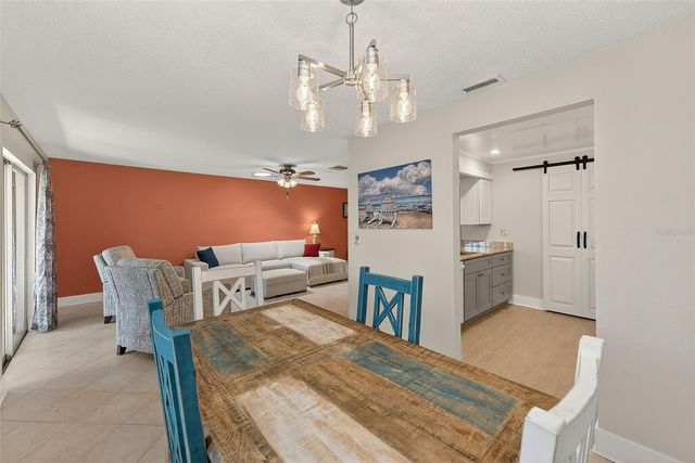 1207 13TH CIRCLE SE 7, Largo, FL 33771