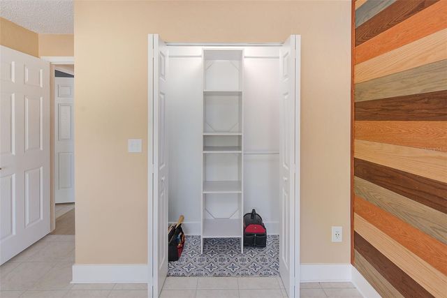 1207 13TH CIRCLE SE 7, Largo, FL 33771