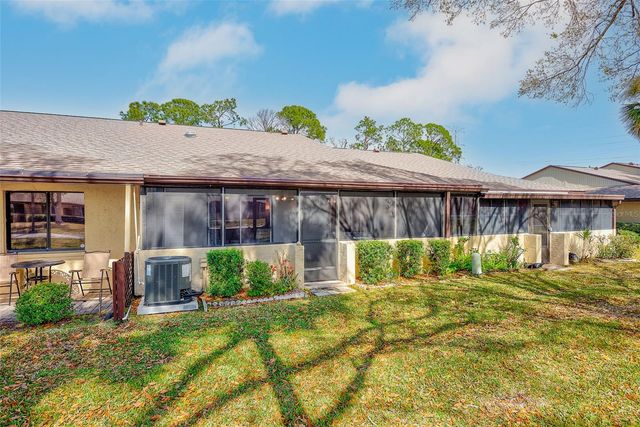 1207 13TH CIRCLE SE 7, Largo, FL 33771