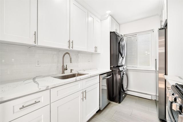 22 Hillside Terrace D, White Plains, NY 10601