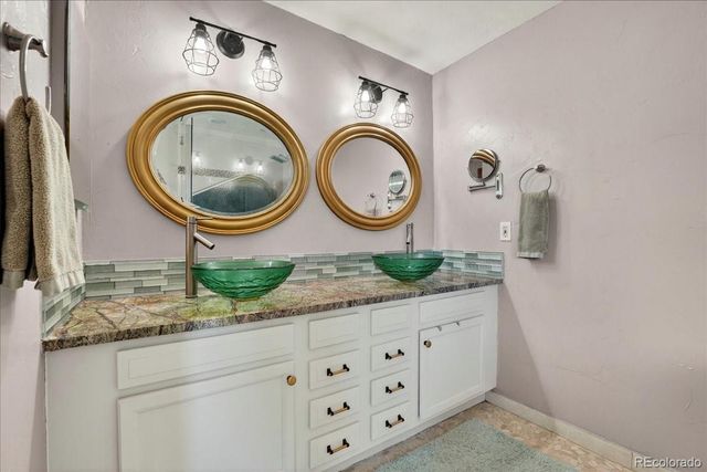 57 Yank Way, Lakewood, CO 80228