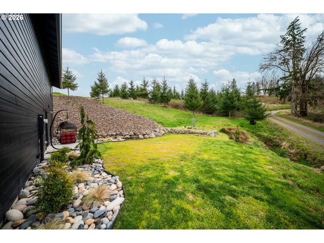 2485 CHINA GARDEN Rd, Kalama, WA 98625