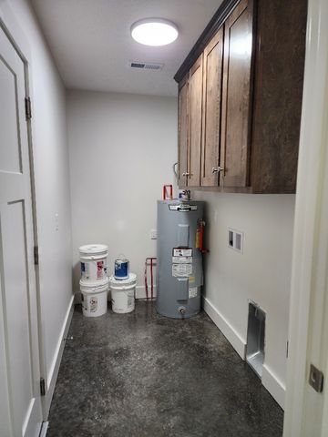 221 Pine Lick Estates Dr, Whitleyville, TN 38588