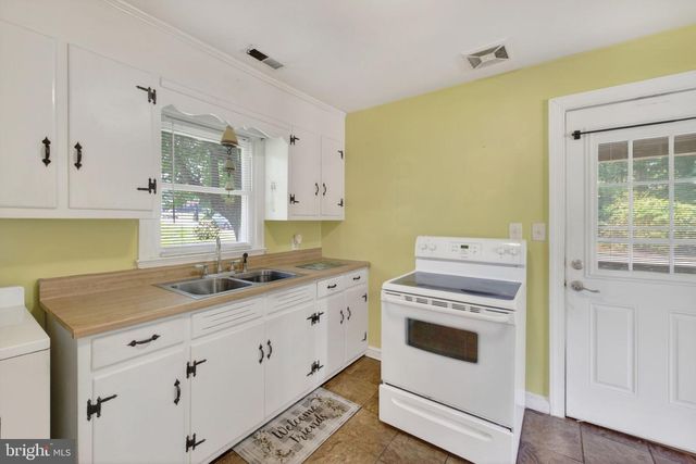 188 SPICERS MILL RD, Orange, VA 22960