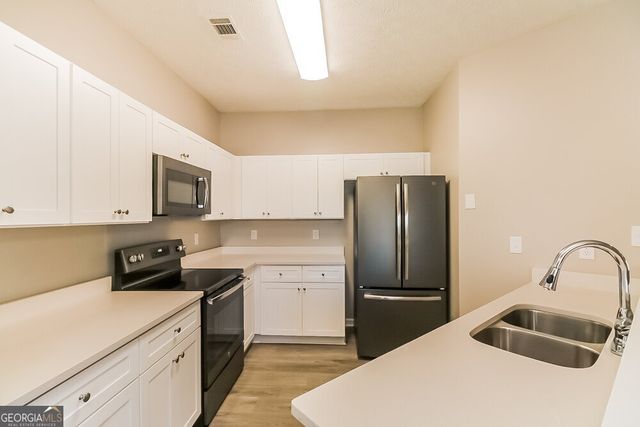 7430 Royale Lane, Riverdale, GA 30296