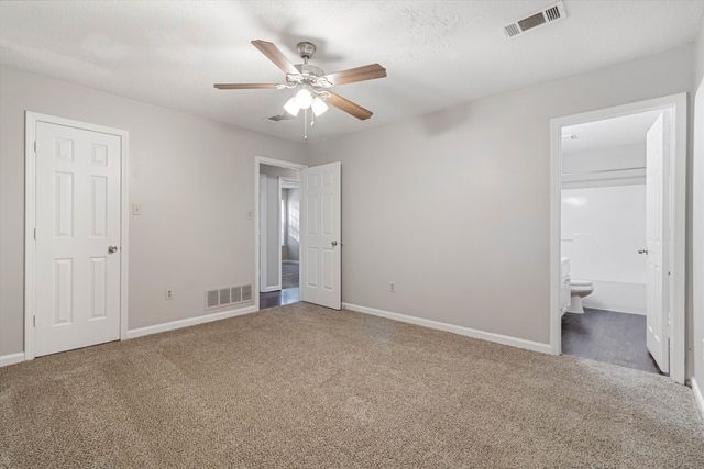 5877 HICKORY COMMONS LN, Memphis, TN 38141