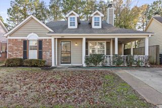 5877 HICKORY COMMONS LN, Memphis, TN 38141