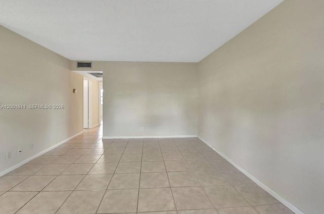 1020 Exeter B 1020, Boca Raton, FL 33434
