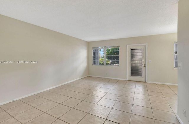 1020 Exeter B 1020, Boca Raton, FL 33434