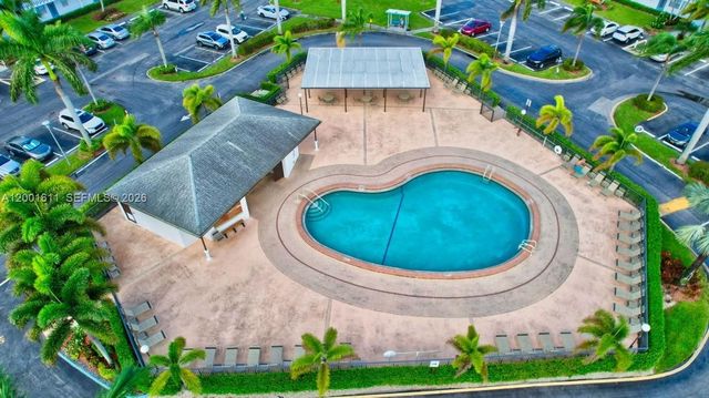 1020 Exeter B 1020, Boca Raton, FL 33434