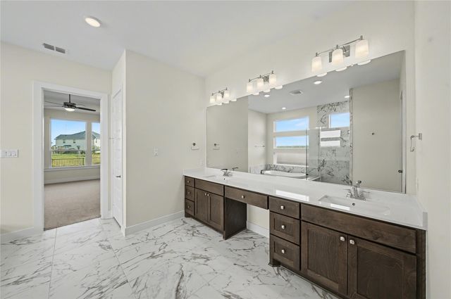 5623 Logan Ridge Lane, Fulshear, TX 77441