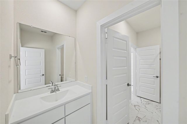 5623 Logan Ridge Lane, Fulshear, TX 77441