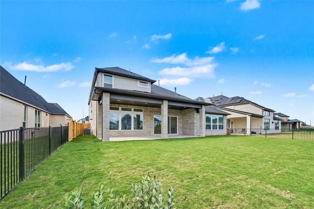 5623 Logan Ridge Lane, Fulshear, TX 77441