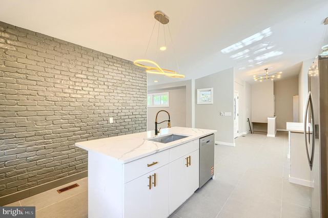 6200 IVYMOUNT RD, Baltimore, MD 21209