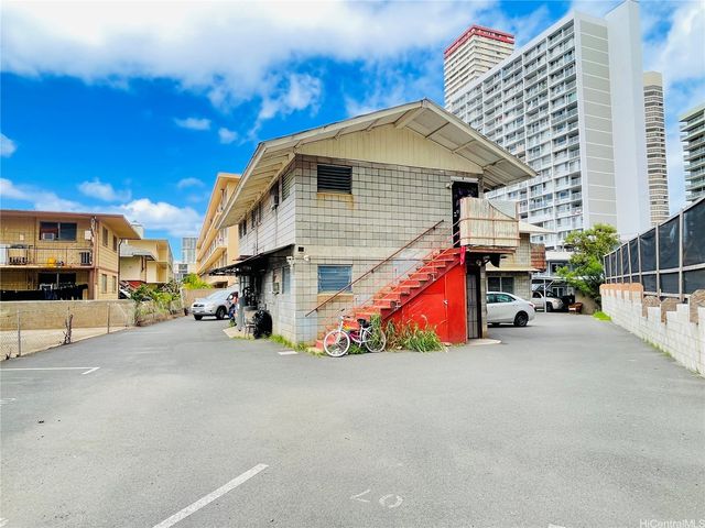 2550 Date Street, Honolulu, HI 96826