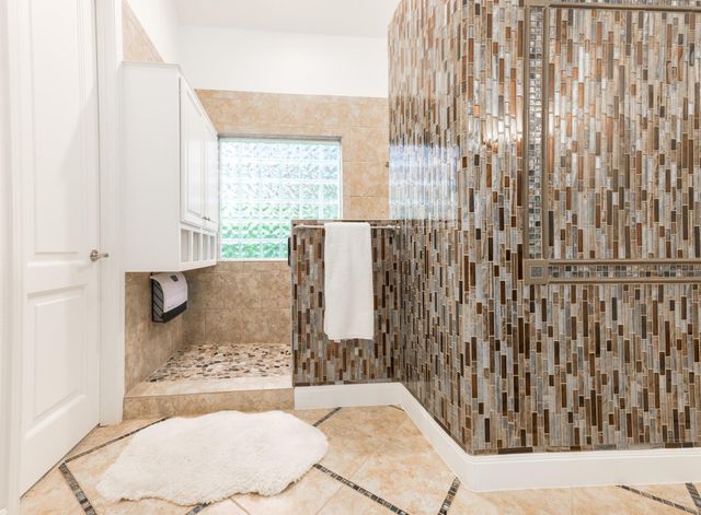 2013 Rue De St Tropez, Austin, TX 78746