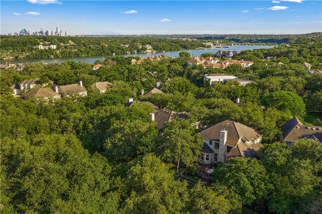 2013 Rue De St Tropez, Austin, TX 78746