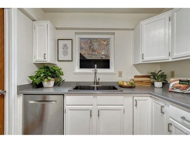 350 Park St, Palmer Lake, CO 80133