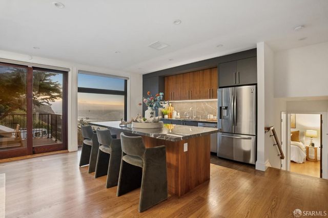 570 El Camino Del Mar, San Francisco, CA 94121