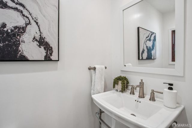 570 El Camino Del Mar, San Francisco, CA 94121