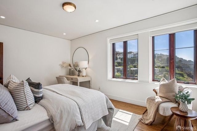 570 El Camino Del Mar, San Francisco, CA 94121