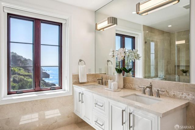 570 El Camino Del Mar, San Francisco, CA 94121