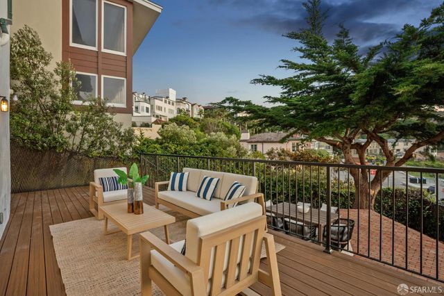 570 El Camino Del Mar, San Francisco, CA 94121