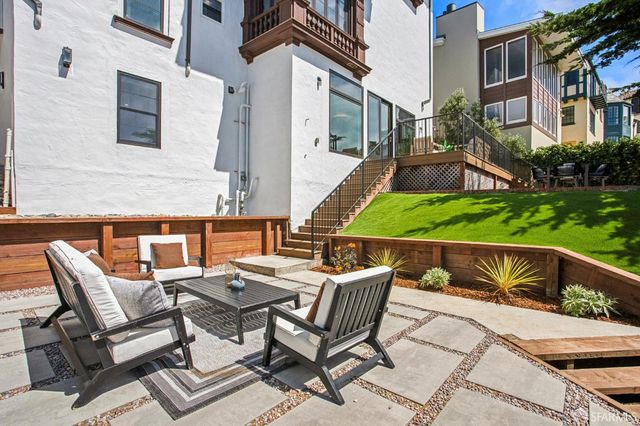 570 El Camino Del Mar, San Francisco, CA 94121