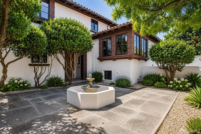 570 El Camino Del Mar, San Francisco, CA 94121