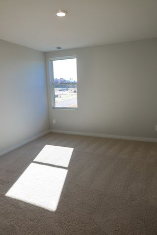 323 Harvest Point Blvd, Spring Hill, TN 37174