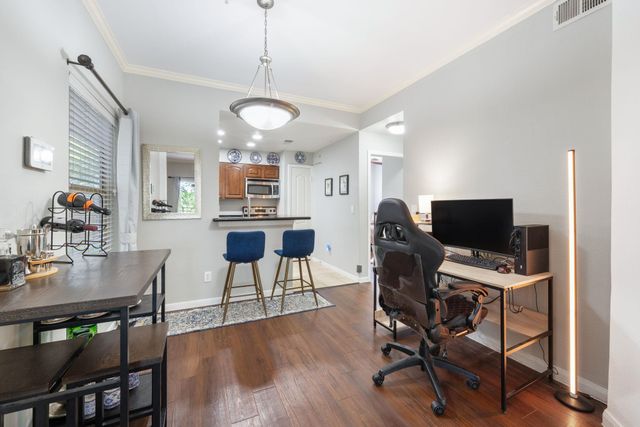 6000 Shepherd Mountain CV 613, Austin, TX 78730